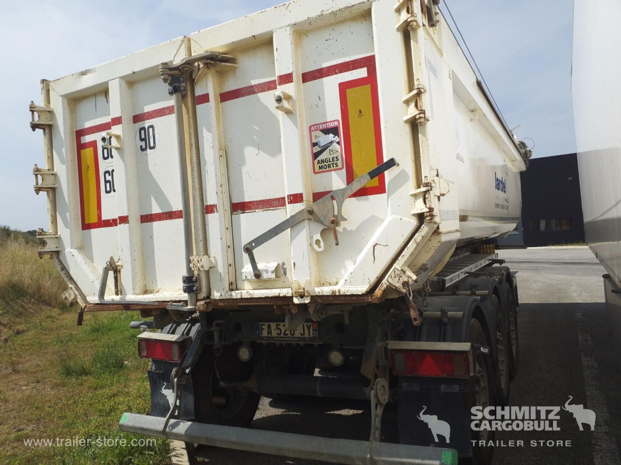 SCHMITZ Tipper Steel half pipe body 26m³ - Kallur-poolhaagis: pilt 4 SCHMITZ Tipper Steel half pipe body 26m³ - Kallur-poolhaagis: pilt 4