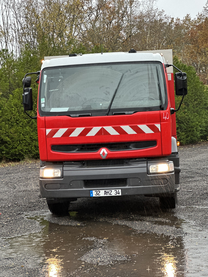 RENAULT PREMIUM - Tuletõrjeauto: pilt 1 RENAULT PREMIUM - Tuletõrjeauto: pilt 1