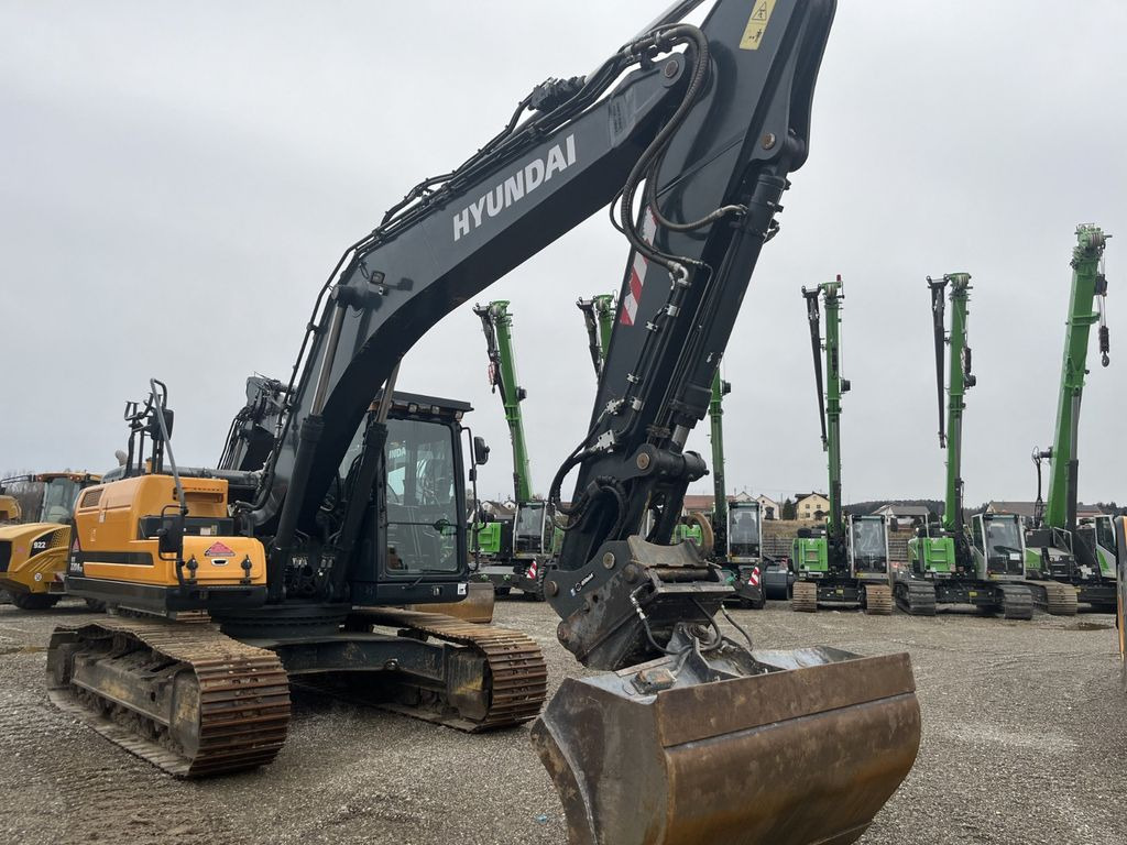 Hyundai HX220AL - Lintekskavaator: pilt 2 Hyundai HX220AL - Lintekskavaator: pilt 2