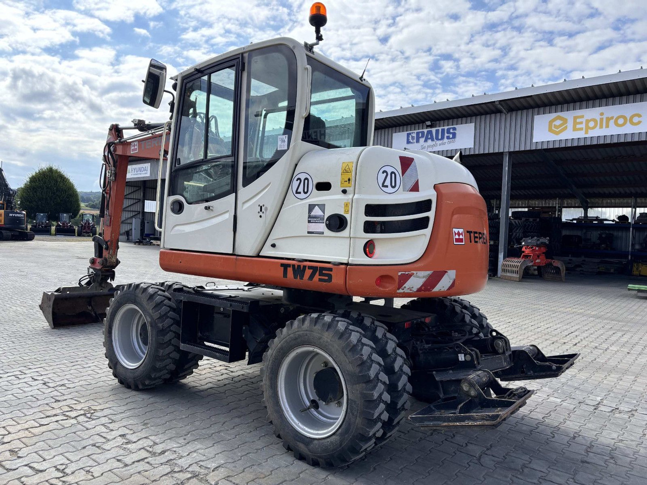Terex TW 75 - Ratastel ekskavaator: pilt 4 Terex TW 75 - Ratastel ekskavaator: pilt 4