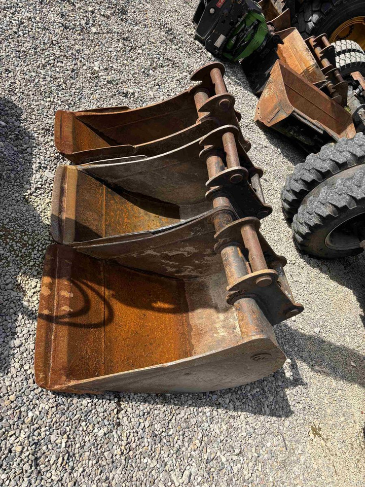 Ratastel ekskavaator Terex TW 75: pilt 6