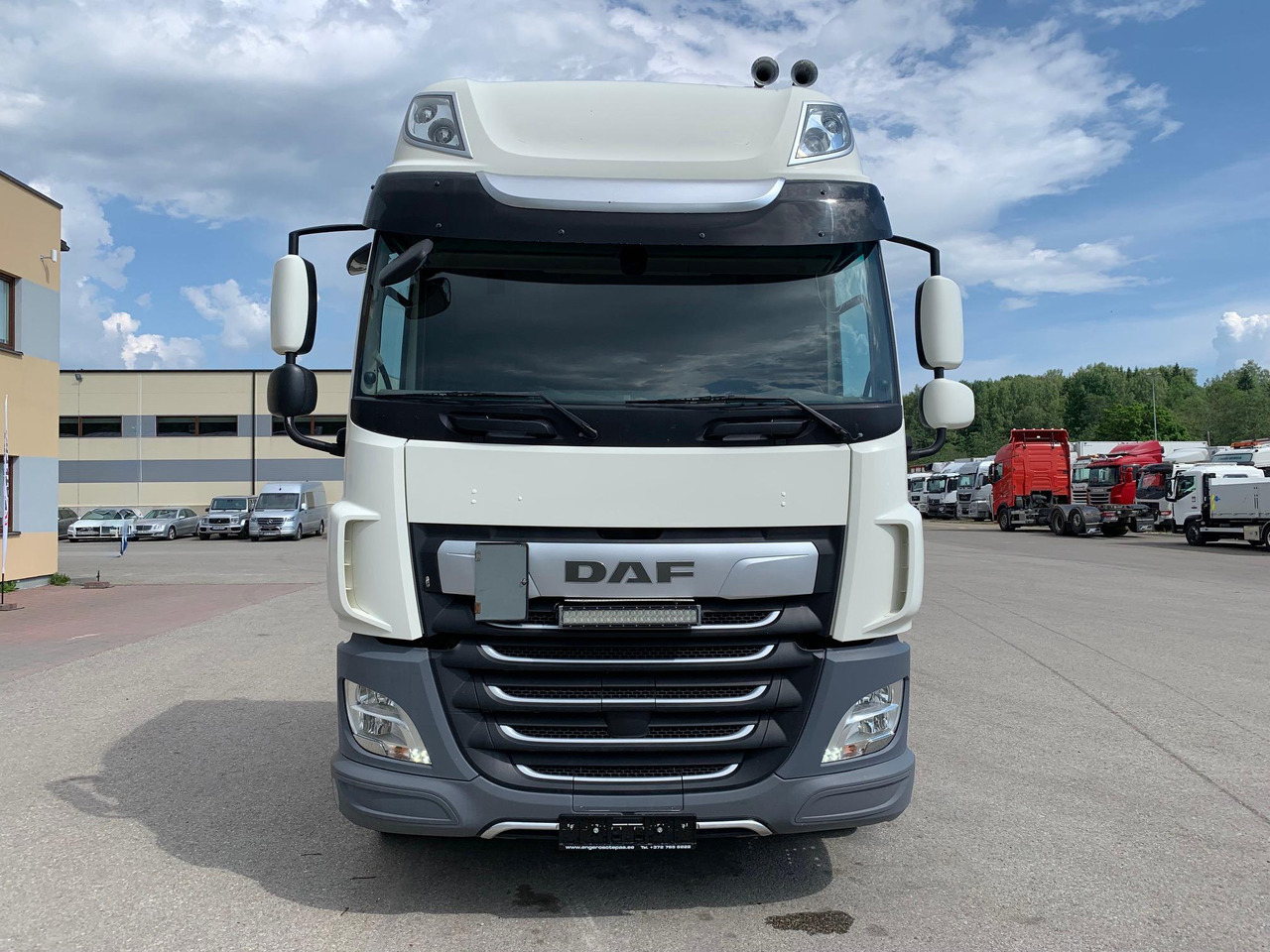 DAF CF 530 - Kabiinišassiiga veoauto: pilt 2 DAF CF 530 - Kabiinišassiiga veoauto: pilt 2