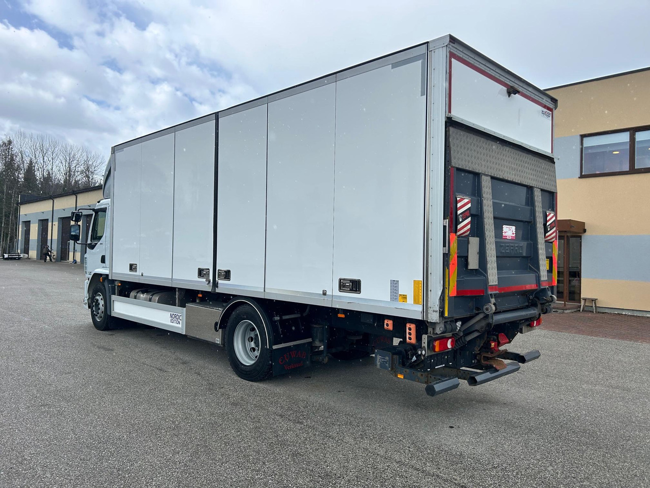 Kasti veoauto DAF LF320: pilt 8