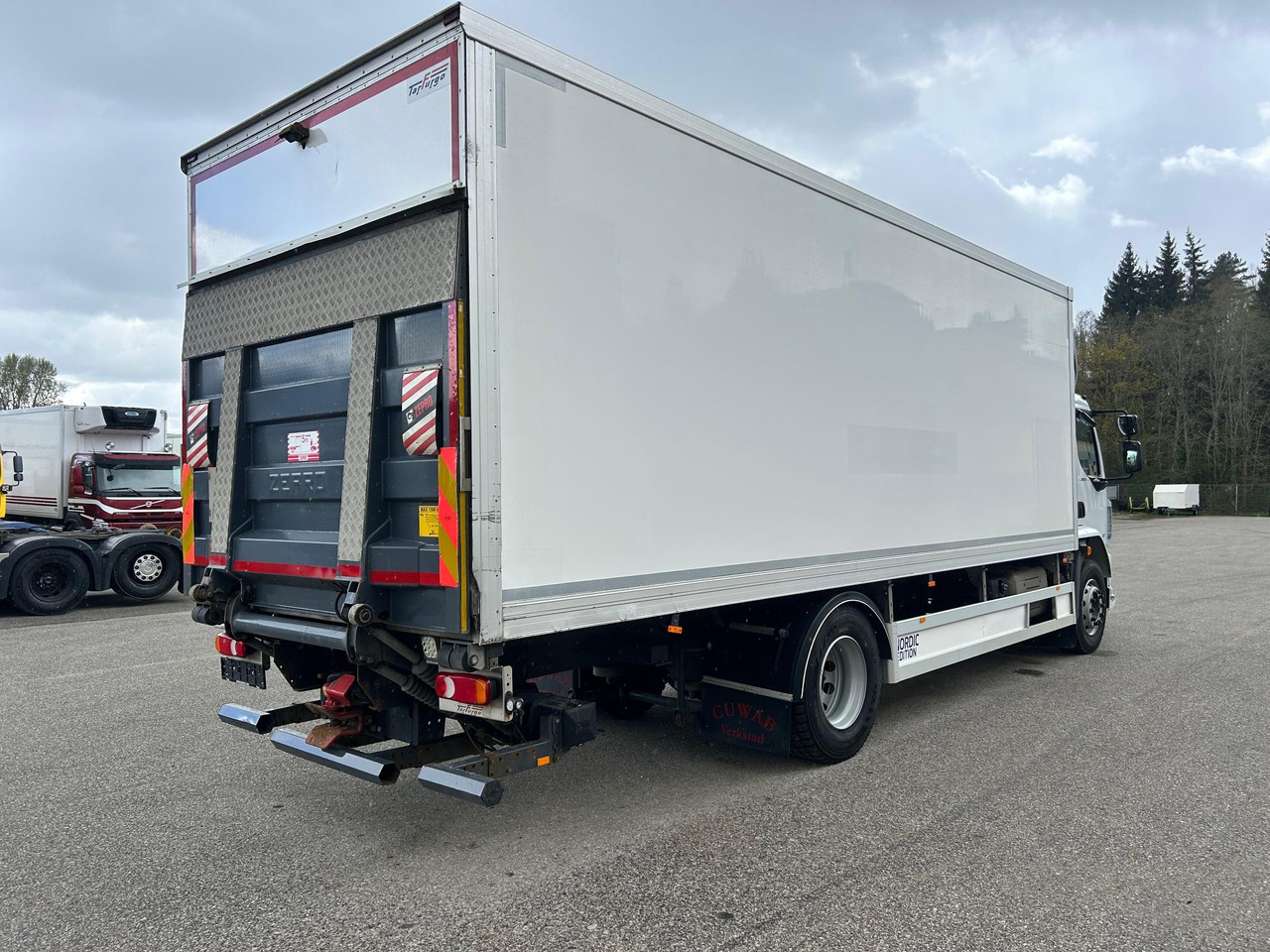 Kasti veoauto DAF LF320: pilt 7