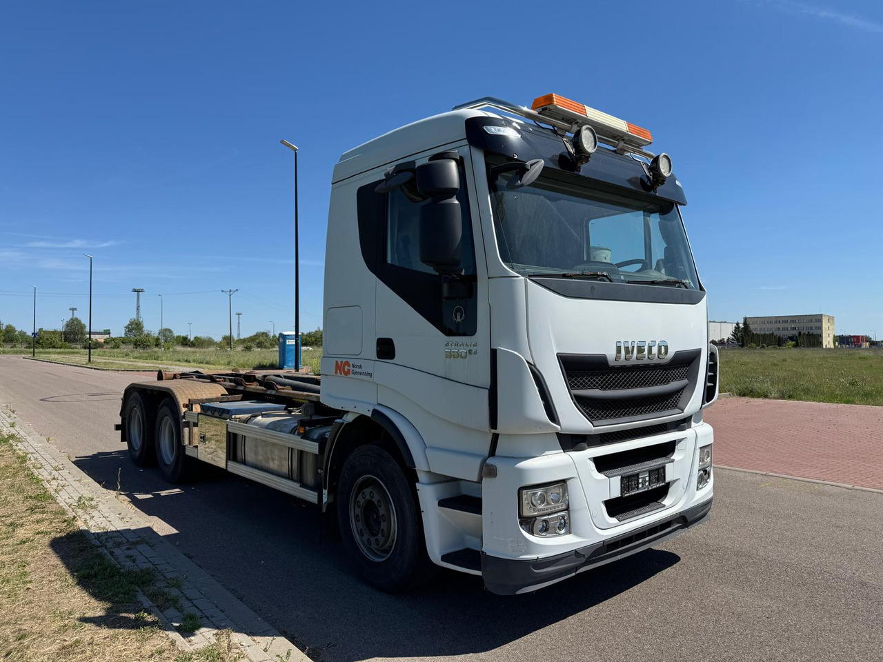 IVECO STRALIS 560 - Konkstõstukiga veoauto, Kraanaga veoauto: pilt 1 IVECO STRALIS 560 - Konkstõstukiga veoauto, Kraanaga veoauto: pilt 1