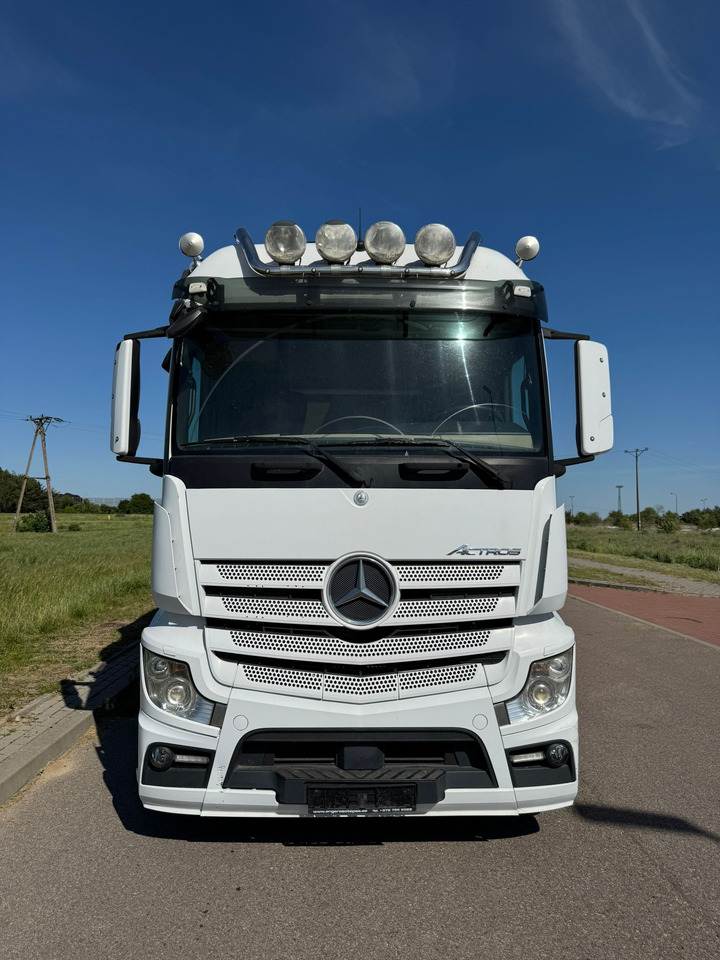 MERCEDES-BENZ ACTROS 2542 - Kasti veoauto: pilt 4 MERCEDES-BENZ ACTROS 2542 - Kasti veoauto: pilt 4