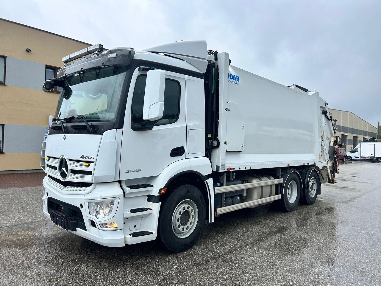 MERCEDES-BENZ ANTOS 2546 - Prügiauto: pilt 3 MERCEDES-BENZ ANTOS 2546 - Prügiauto: pilt 3