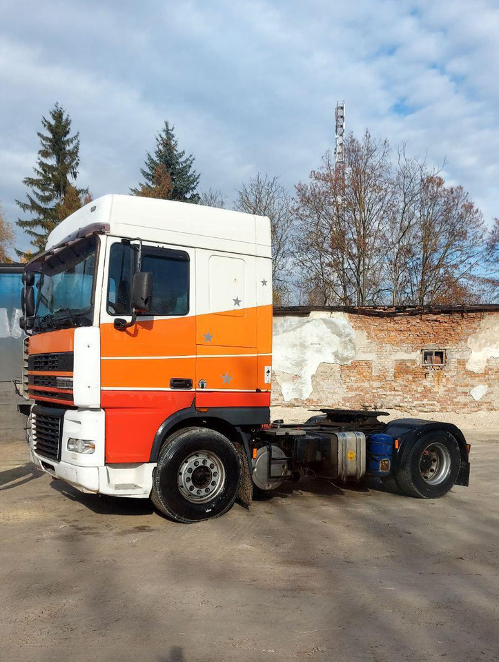 DAF - Sadulveok: pilt 1 DAF - Sadulveok: pilt 1