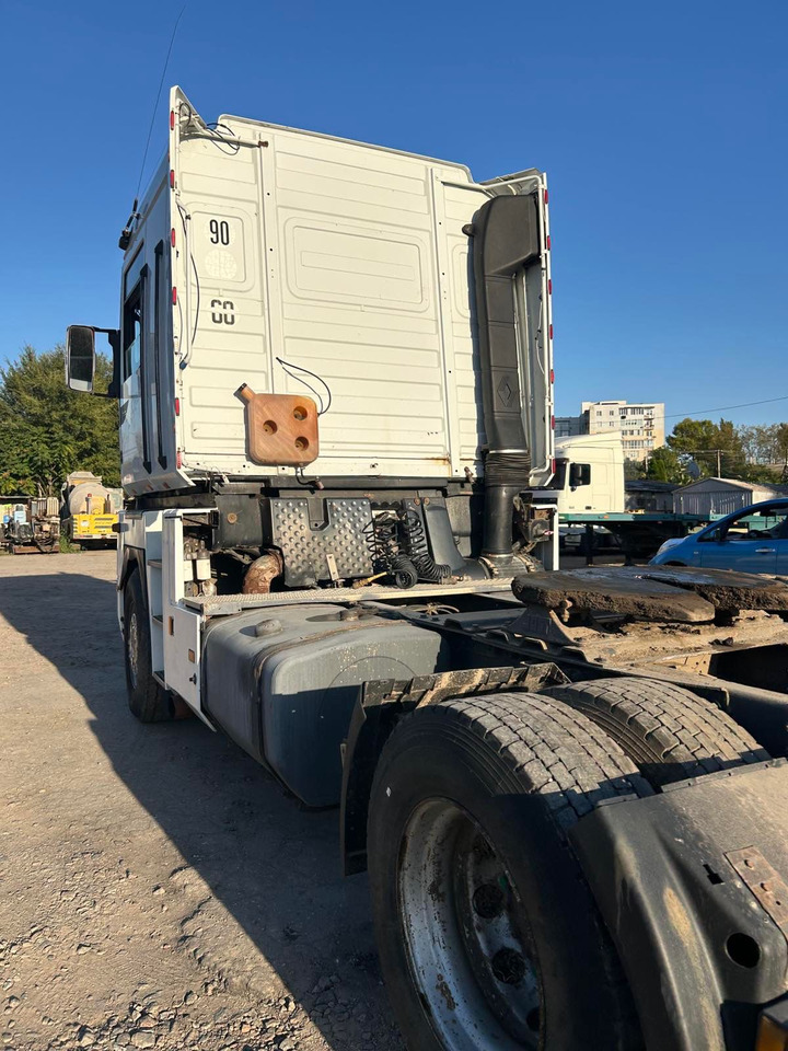 RENAULT Magnum 390 - Sadulveok: pilt 5 RENAULT Magnum 390 - Sadulveok: pilt 5