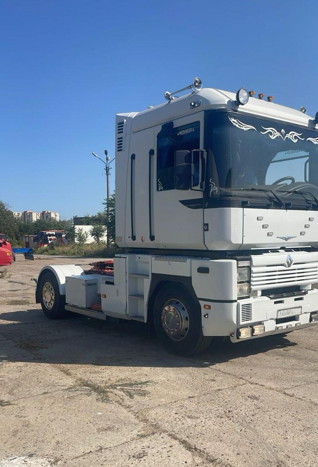 RENAULT Magnum 420 - Sadulveok: pilt 1 RENAULT Magnum 420 - Sadulveok: pilt 1