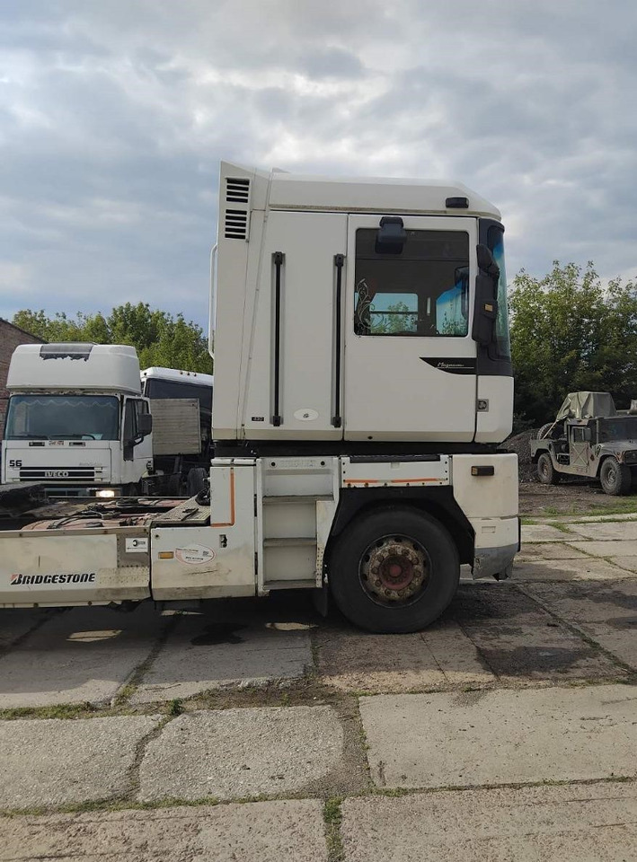 RENAULT Magnum 430 - Sadulveok: pilt 4 RENAULT Magnum 430 - Sadulveok: pilt 4