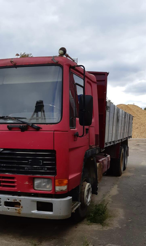 VOLVO FL10 - Kallurauto: pilt 3 VOLVO FL10 - Kallurauto: pilt 3