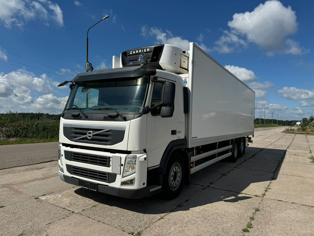 VOLVO FM330 - Külmutiga veoauto: pilt 2 VOLVO FM330 - Külmutiga veoauto: pilt 2
