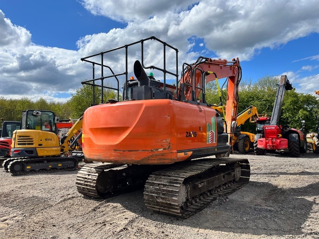 Hitachi ZX 130 LC N-6 - Lintekskavaator: pilt 3 Hitachi ZX 130 LC N-6 - Lintekskavaator: pilt 3
