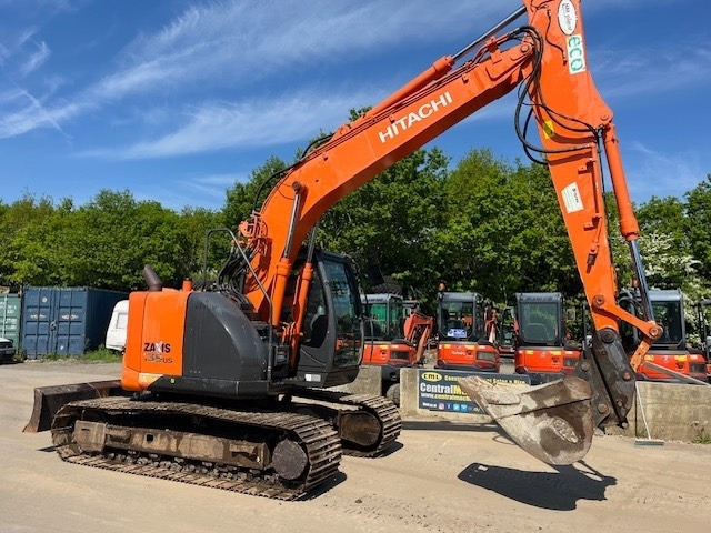 Hitachi ZX 135 US 5-B - Lintekskavaator: pilt 2 Hitachi ZX 135 US 5-B - Lintekskavaator: pilt 2