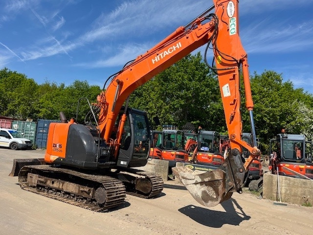 Hitachi ZX 135 US 5-B - Lintekskavaator: pilt 3 Hitachi ZX 135 US 5-B - Lintekskavaator: pilt 3