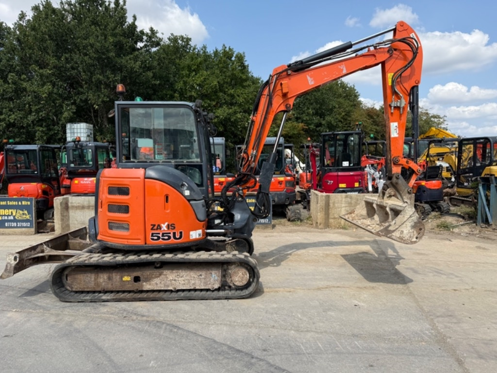 Hitachi ZX 55 U-5 A CLR - Miniekskavaator: pilt 1 Hitachi ZX 55 U-5 A CLR - Miniekskavaator: pilt 1