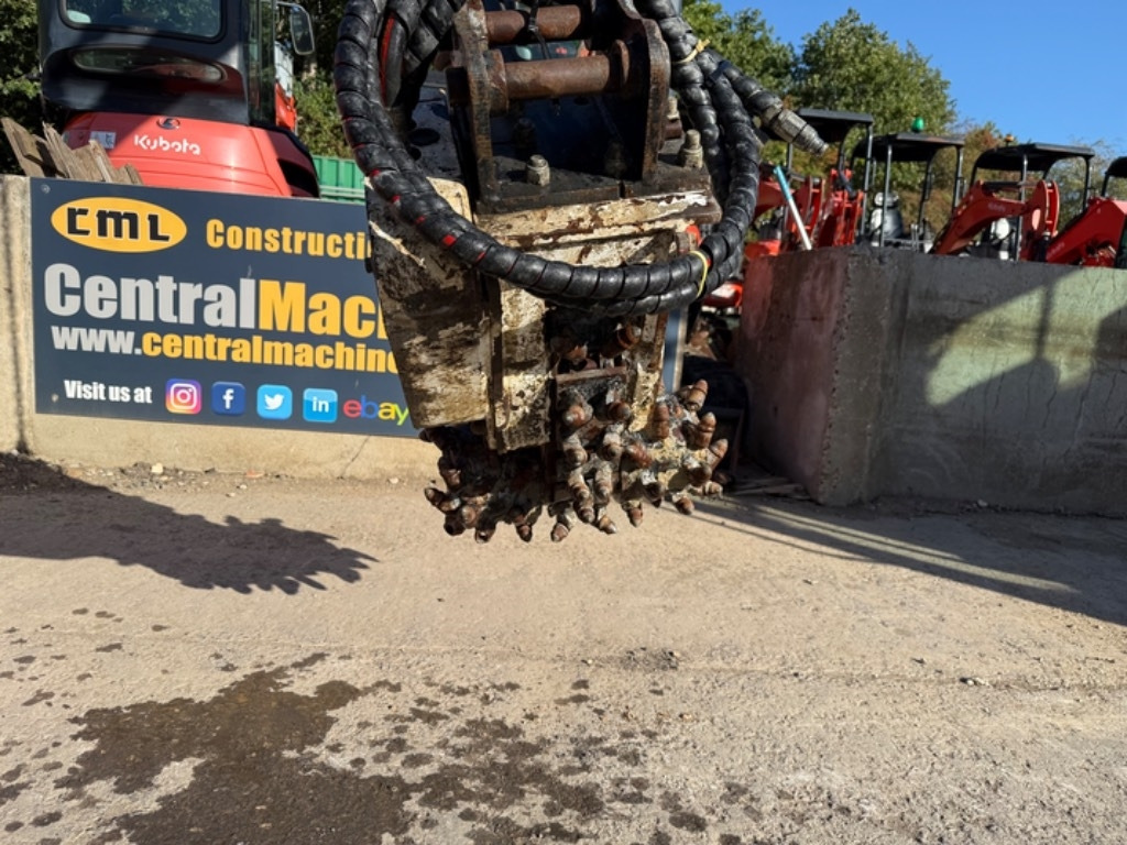 Simex TF100 - Kraavikaevamismasin: pilt 5 Simex TF100 - Kraavikaevamismasin: pilt 5