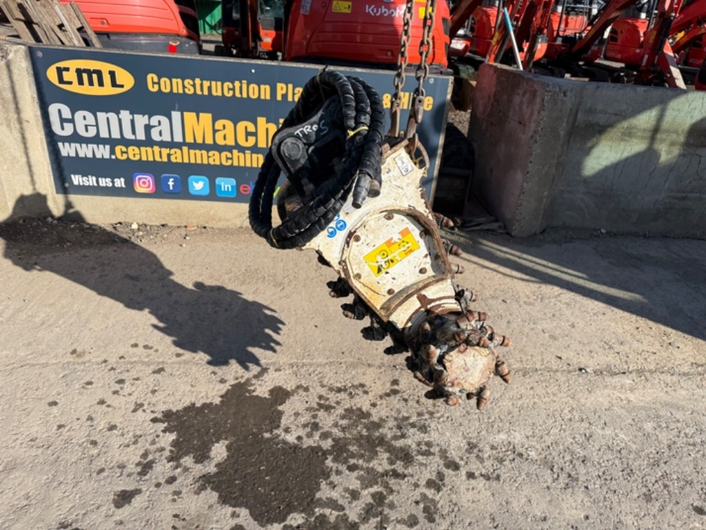 Simex TF100 - Kraavikaevamismasin: pilt 2 Simex TF100 - Kraavikaevamismasin: pilt 2