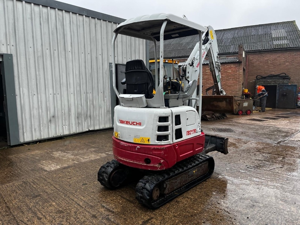 Takeuchi TB 217 R - Miniekskavaator: pilt 3 Takeuchi TB 217 R - Miniekskavaator: pilt 3