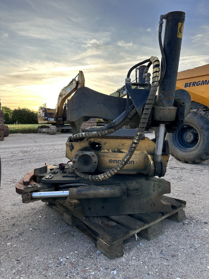 ENGCON EC 30 - S80 GR30 -S80 - SVAB Engcon Rototilt - Tiltrotator - Kallutav pöördpea: pilt 5 ENGCON EC 30 - S80 GR30 -S80 - SVAB Engcon Rototilt - Tiltrotator - Kallutav pöördpea: pilt 5