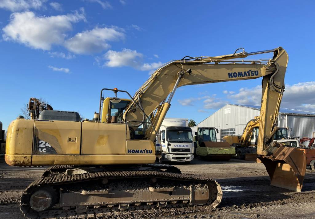 Komatsu PC 240LC-8 Hammerlines Klima 2 buckets - Lintekskavaator: pilt 2 Komatsu PC 240LC-8 Hammerlines Klima 2 buckets - Lintekskavaator: pilt 2