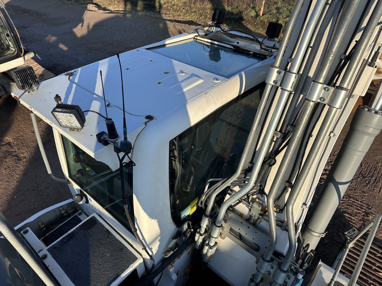 LIEBHERR R 924 LC Top Zustand !!! Kein 914- 916- 920- 926 - Lintekskavaator: pilt 3 LIEBHERR R 924 LC Top Zustand !!! Kein 914- 916- 920- 926 - Lintekskavaator: pilt 3