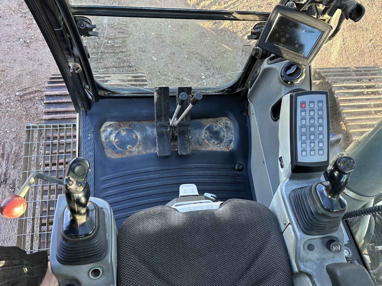 LIEBHERR R 924 LC Top Zustand !!! Kein 914- 916- 920- 926 - Lintekskavaator: pilt 5 LIEBHERR R 924 LC Top Zustand !!! Kein 914- 916- 920- 926 - Lintekskavaator: pilt 5