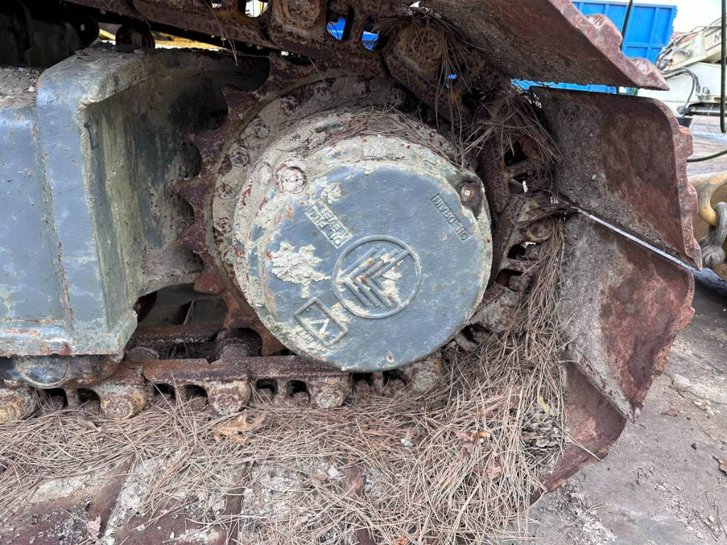 Liebherr LRB 155 for parts breaking dismantling - Ramm: pilt 3 Liebherr LRB 155 for parts breaking dismantling - Ramm: pilt 3