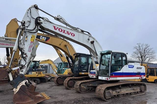 Volvo EC 220 DL Deutsche Maschine! - Lintekskavaator: pilt 1 Volvo EC 220 DL Deutsche Maschine! - Lintekskavaator: pilt 1