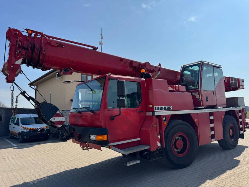 Liebherr LTM 1030-2.1 - Maastikukraana: pilt 1 Liebherr LTM 1030-2.1 - Maastikukraana: pilt 1