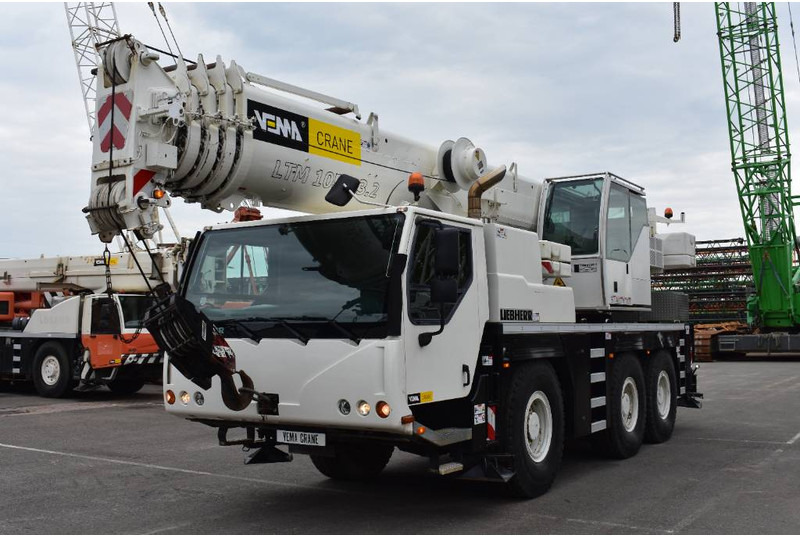 Liebherr LTM1055-3.2 - Maastikukraana: pilt 2 Liebherr LTM1055-3.2 - Maastikukraana: pilt 2