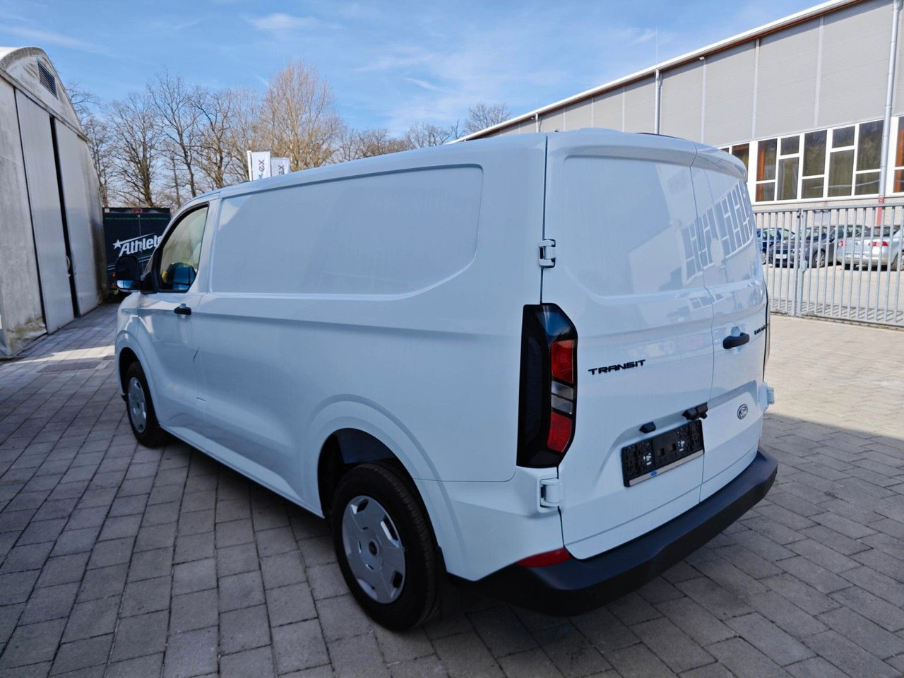 Ford Custom Trend 280 L1H1 110 PS - Väike kaubik: pilt 3 Ford Custom Trend 280 L1H1 110 PS - Väike kaubik: pilt 3