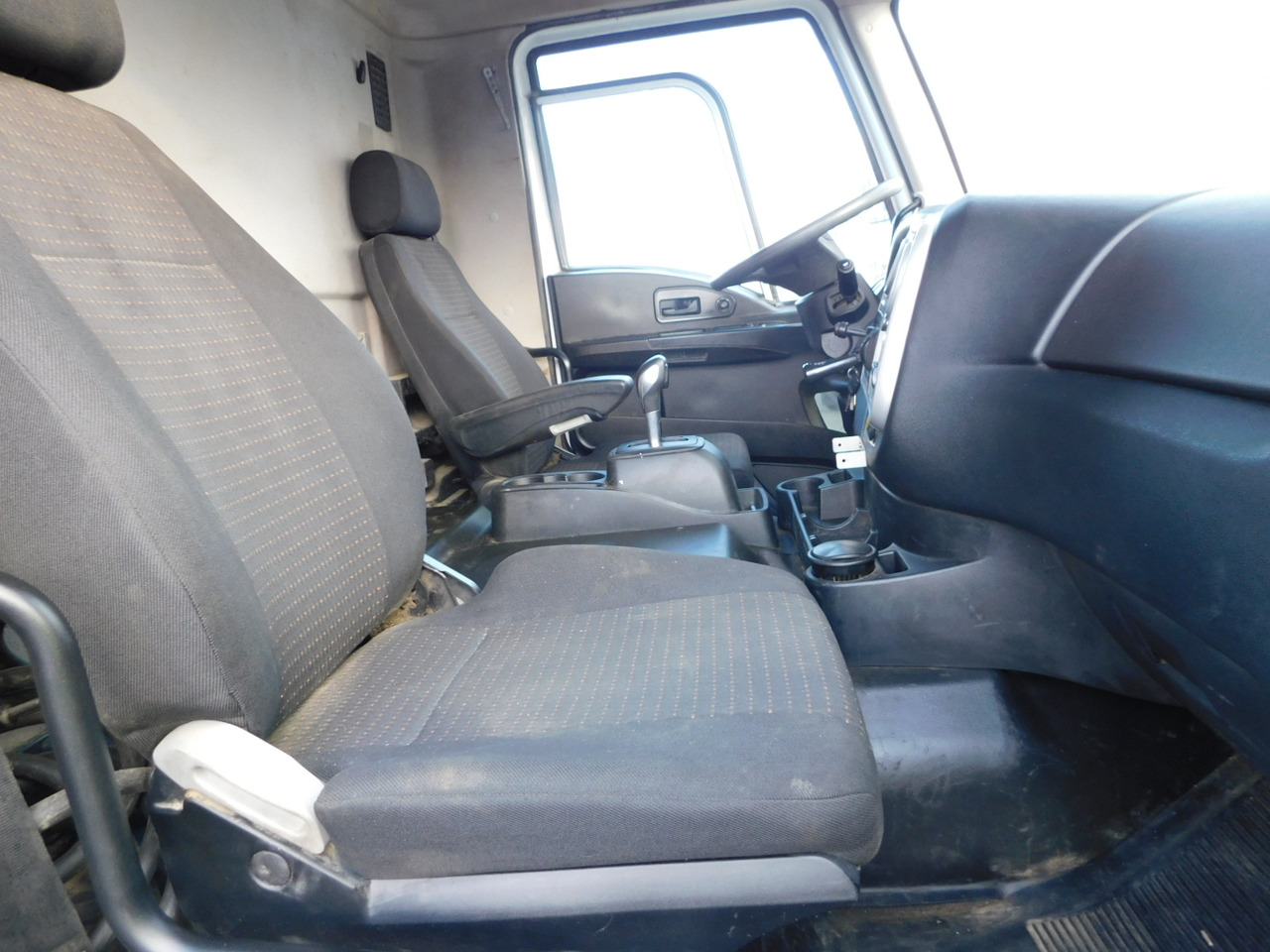 Ford 4142d 8x4 dcab e6 12tx2210 - Kallurauto: pilt 5 Ford 4142d 8x4 dcab e6 12tx2210 - Kallurauto: pilt 5
