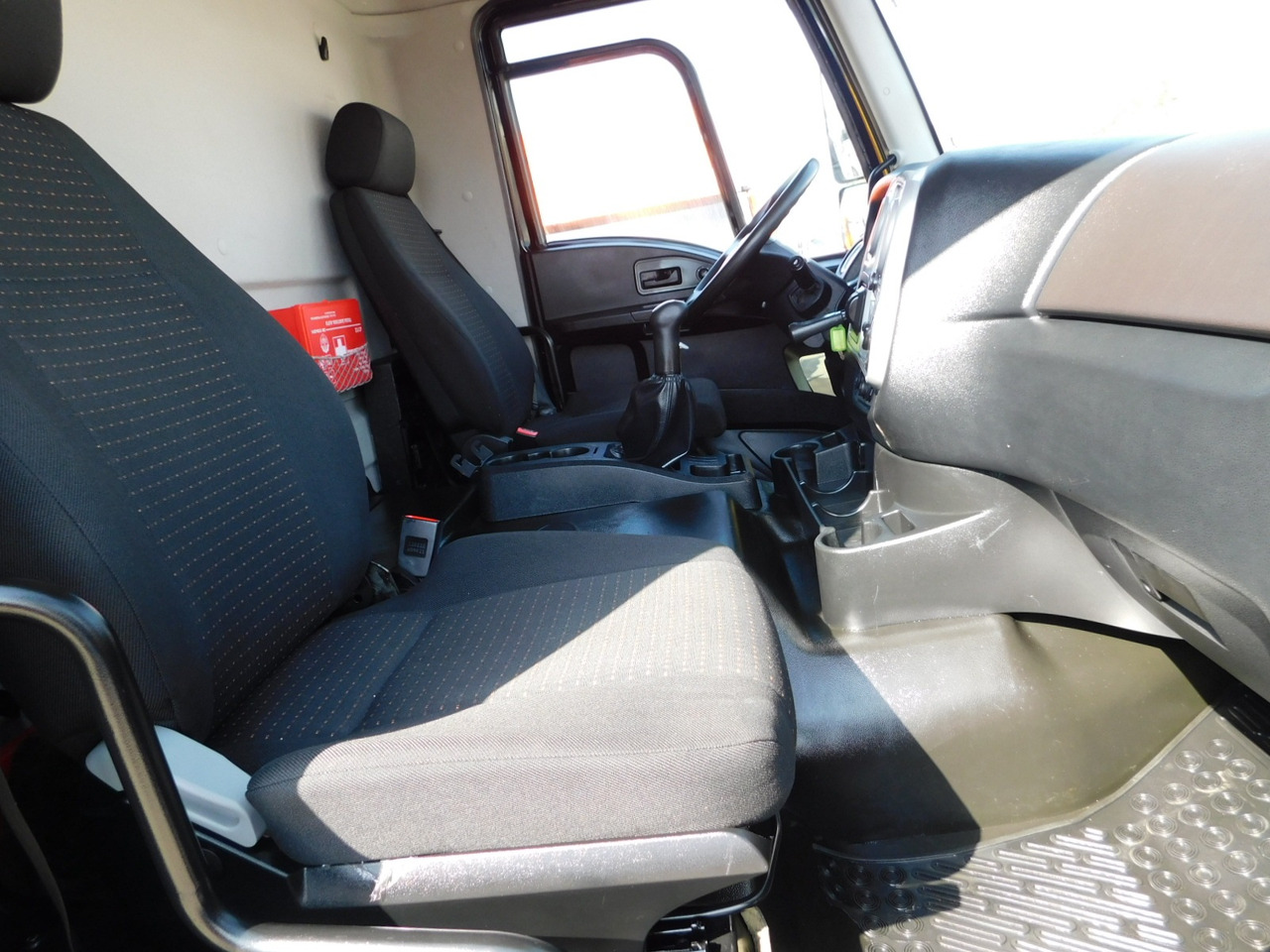 Ford 4142d 8x4 dcab e6 16s2230 - Kallurauto: pilt 5 Ford 4142d 8x4 dcab e6 16s2230 - Kallurauto: pilt 5