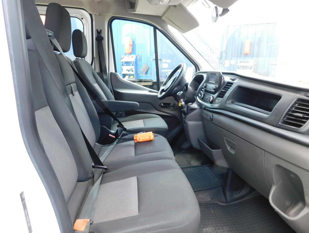 Ford Transit - Tarbesõiduk kallur: pilt 5 Ford Transit - Tarbesõiduk kallur: pilt 5