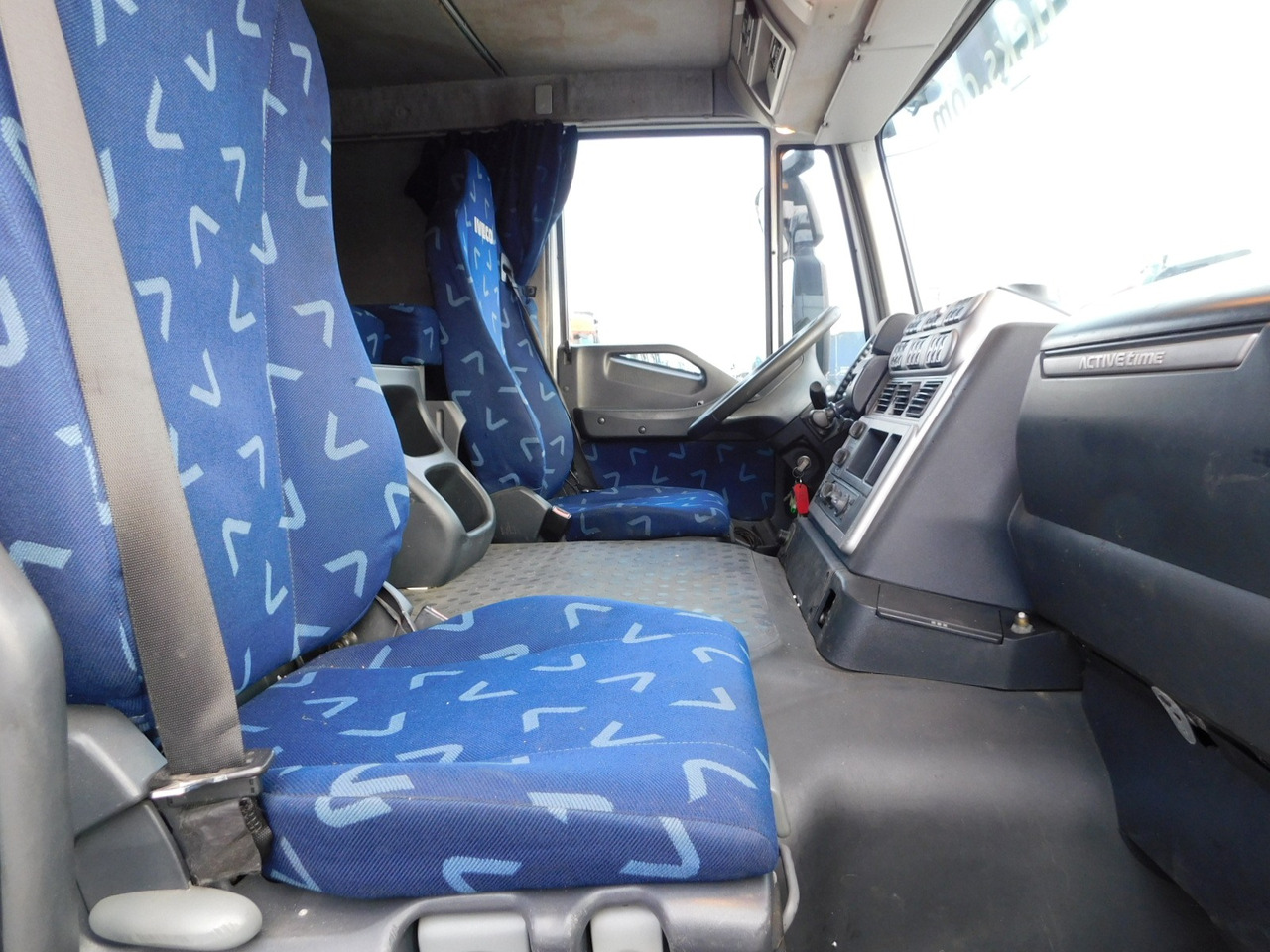 Iveco At190s45 cu remorca - Treilerveoauto: pilt 5 Iveco At190s45 cu remorca - Treilerveoauto: pilt 5
