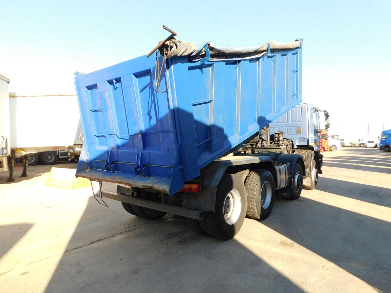 Iveco Trakker ad410t45 - Kallurauto: pilt 3 Iveco Trakker ad410t45 - Kallurauto: pilt 3