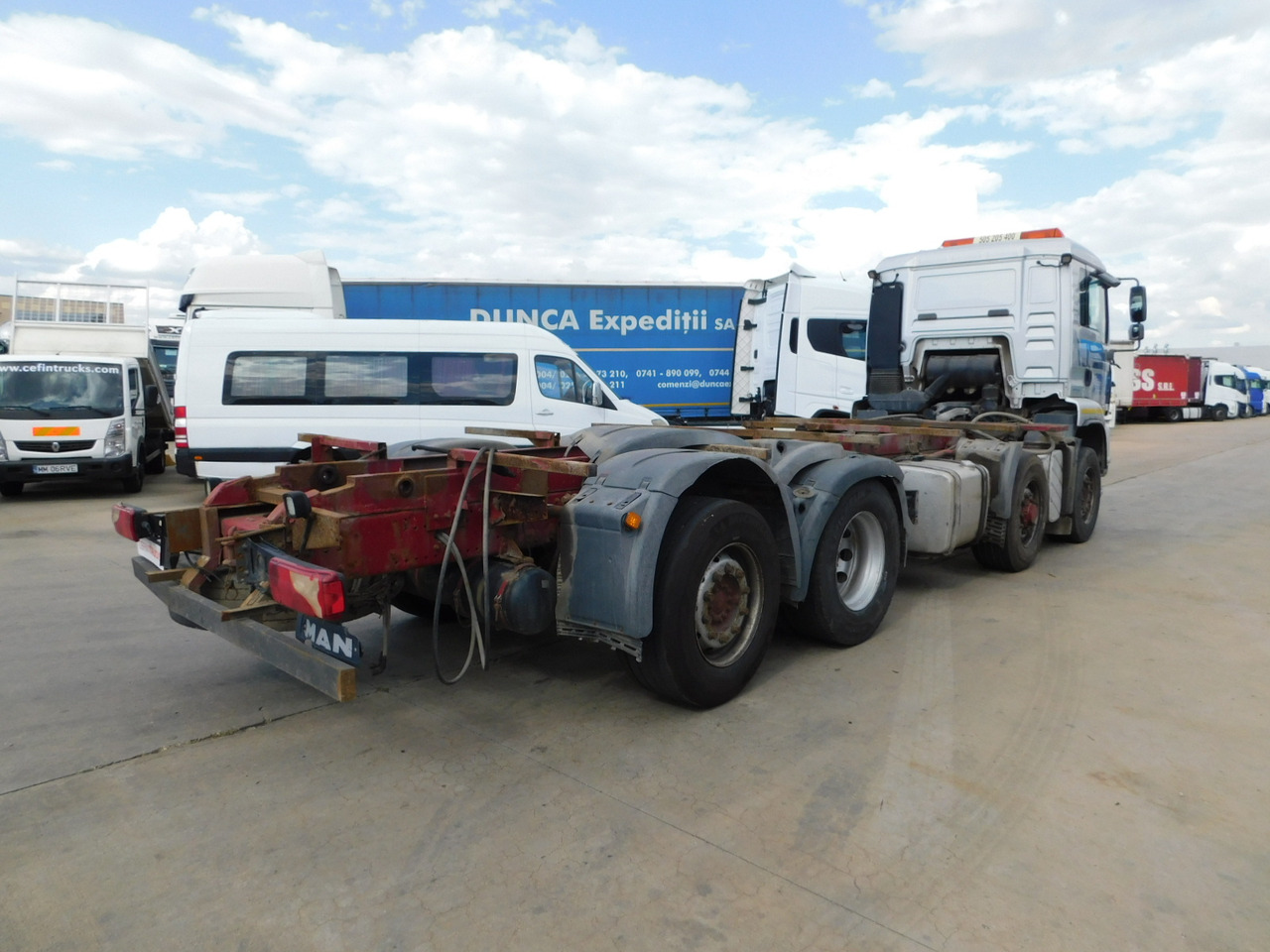 Man Tga35440 - Konteinerveduk/ Tõstukiga veoauto: pilt 3 Man Tga35440 - Konteinerveduk/ Tõstukiga veoauto: pilt 3