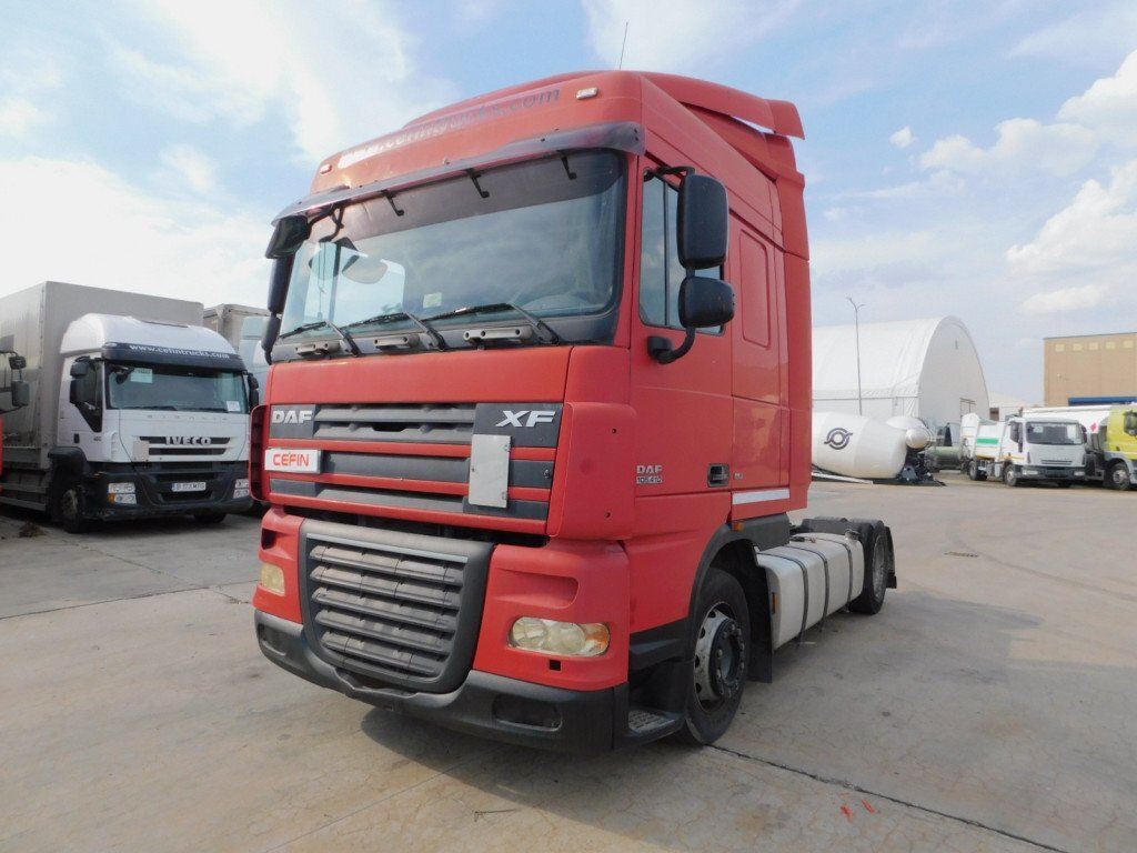 Daf Xf 105410 - Sadulveok: pilt 1 Daf Xf 105410 - Sadulveok: pilt 1