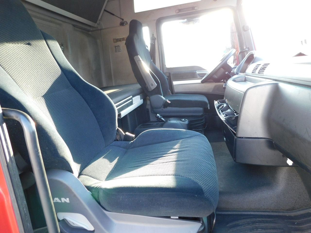 Man Tgx 18440 - Sadulveok: pilt 5 Man Tgx 18440 - Sadulveok: pilt 5