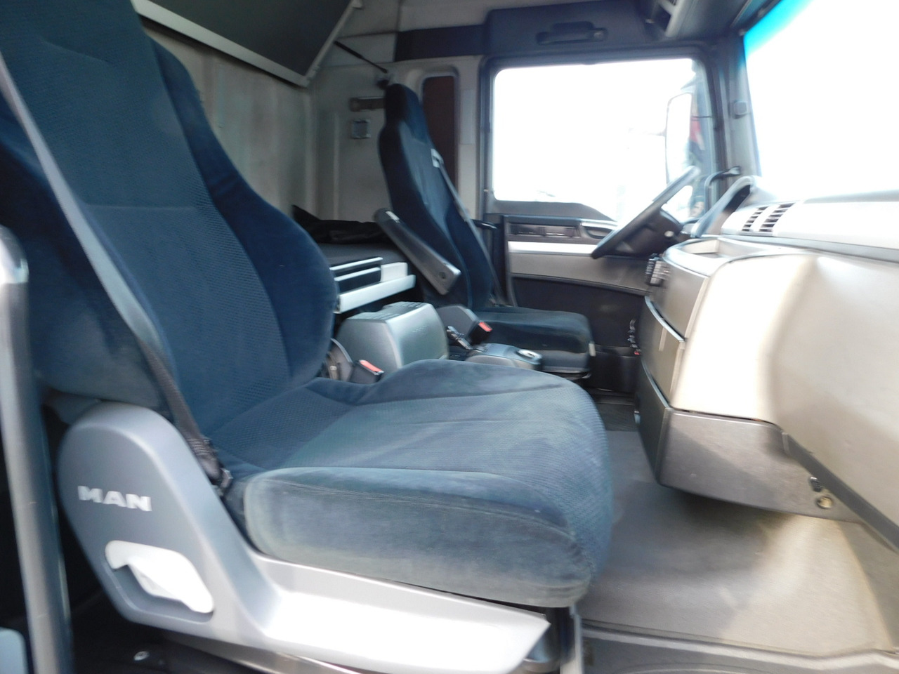 Man Tgx 18440 - Sadulveok: pilt 5 Man Tgx 18440 - Sadulveok: pilt 5
