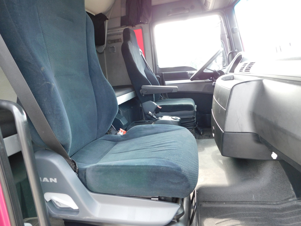 Man Tgx 18440 bls - Sadulveok: pilt 5 Man Tgx 18440 bls - Sadulveok: pilt 5