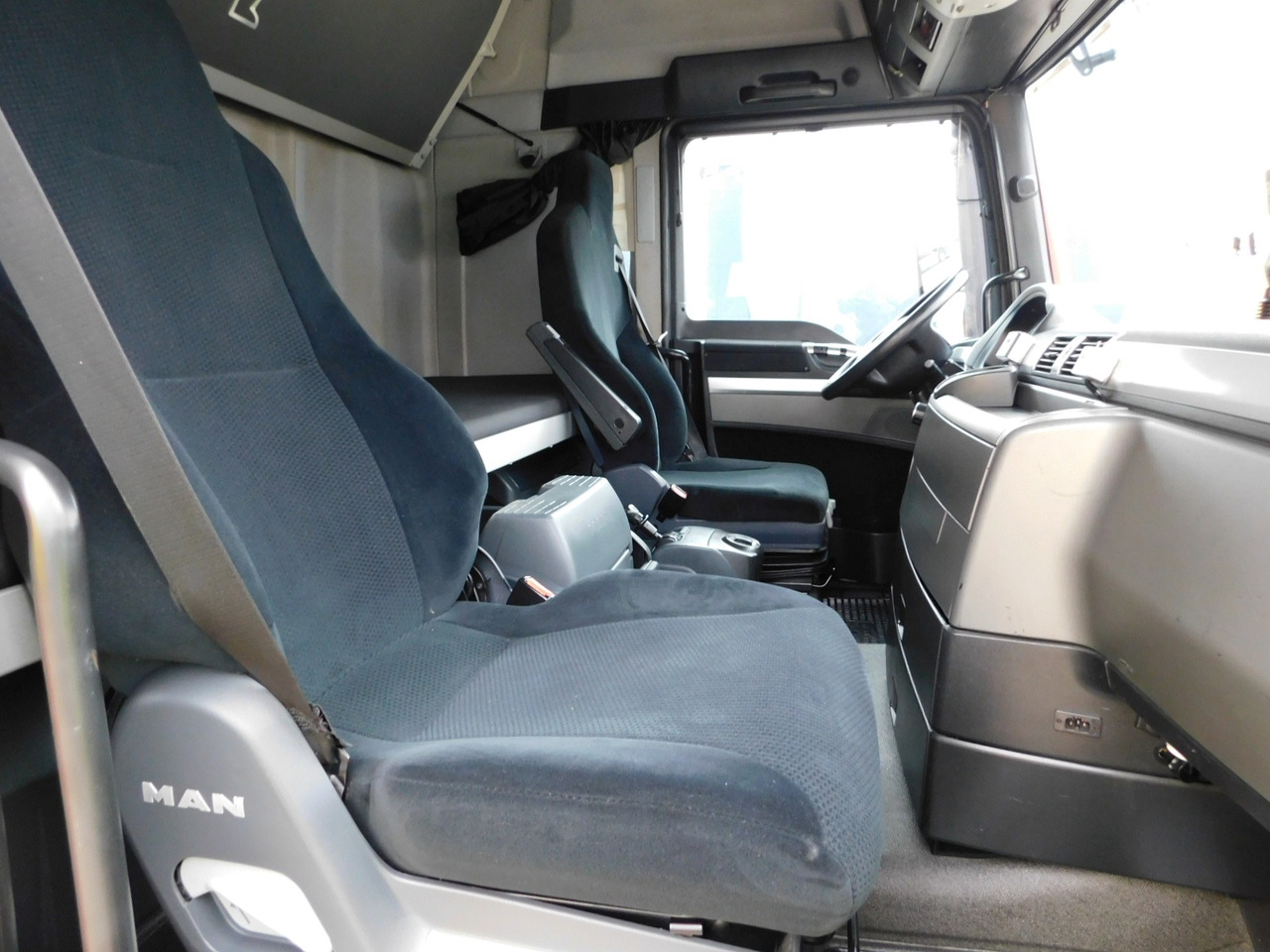 Man Tgx - Sadulveok: pilt 5 Man Tgx - Sadulveok: pilt 5