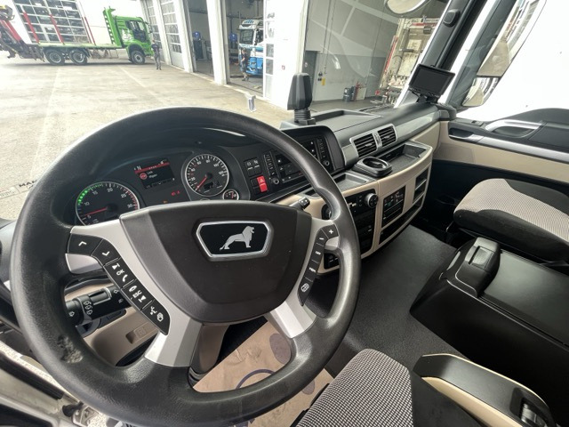 MAN TGS 26.460 6x2-4 Euro6 Klima Navi Luftfeder - Külmutiga veoauto: pilt 5 MAN TGS 26.460 6x2-4 Euro6 Klima Navi Luftfeder - Külmutiga veoauto: pilt 5