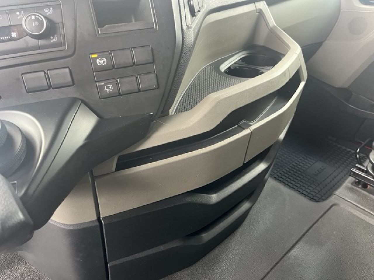 MAN TGX 18.510 4x2 LL SA Euro6 Retarder Klima ZV - Sadulveok: pilt 3 MAN TGX 18.510 4x2 LL SA Euro6 Retarder Klima ZV - Sadulveok: pilt 3