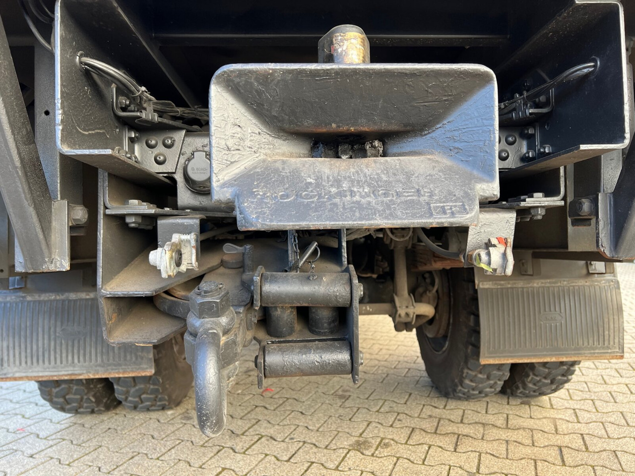 120-23 AW 4x4 Doka 120-23 AW 4x4 Doka, V8-Motor, Gerätewagen, Seilwinde - Madelveok/ Platvormveok: pilt 2 120-23 AW 4x4 Doka 120-23 AW 4x4 Doka, V8-Motor, Gerätewagen, Seilwinde - Madelveok/ Platvormveok: pilt 2