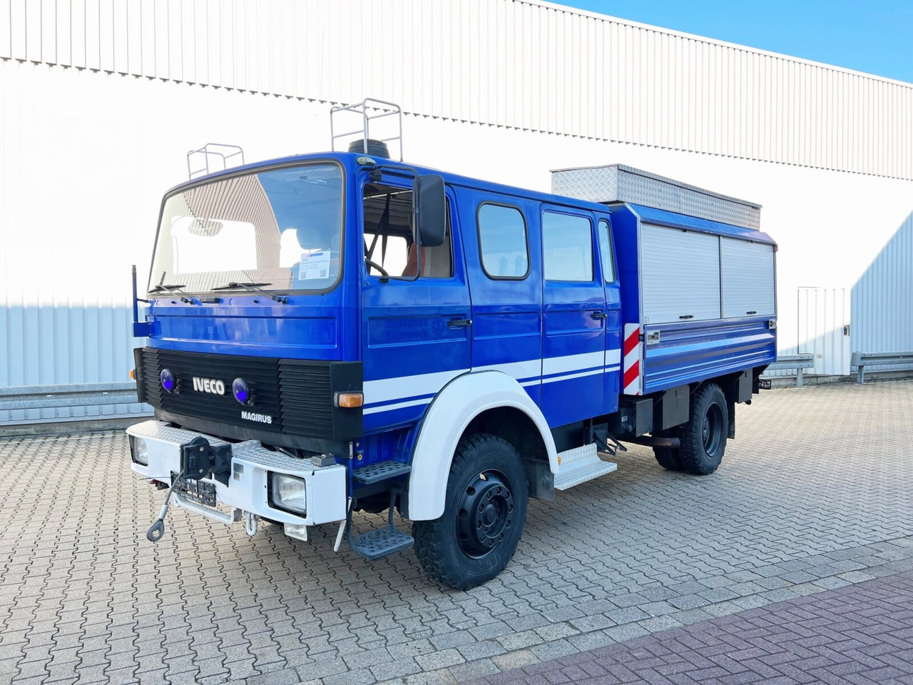 120-23 AW 4x4 Doka 120-23 AW 4x4 Doka, V8-Motor, Mannschaftswagen 16 Sitze, Seilwinde - Tuletõrjeauto: pilt 1 120-23 AW 4x4 Doka 120-23 AW 4x4 Doka, V8-Motor, Mannschaftswagen 16 Sitze, Seilwinde - Tuletõrjeauto: pilt 1