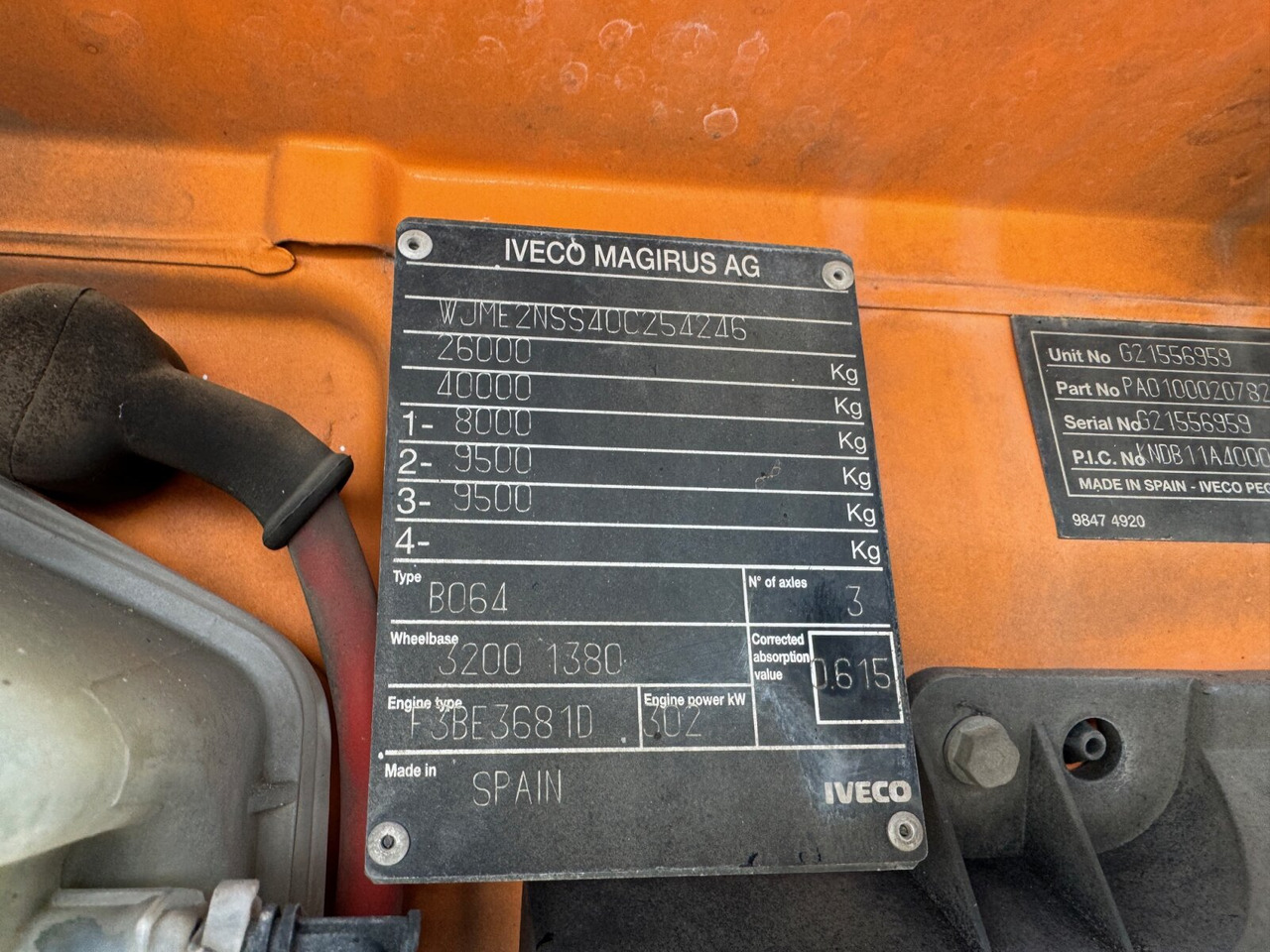 AD260T41 6x4 AD260T41 6x4, EEV - Kabiinišassiiga veoauto: pilt 5 AD260T41 6x4 AD260T41 6x4, EEV - Kabiinišassiiga veoauto: pilt 5