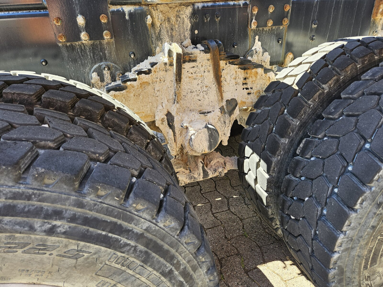 ASTRA HD9 86.50-90 8x6 ASTRA HD9 86.50-90 8x6, Unfallschaden, Cursor 13 - Kabiinišassiiga veoauto: pilt 4 ASTRA HD9 86.50-90 8x6 ASTRA HD9 86.50-90 8x6, Unfallschaden, Cursor 13 - Kabiinišassiiga veoauto: pilt 4